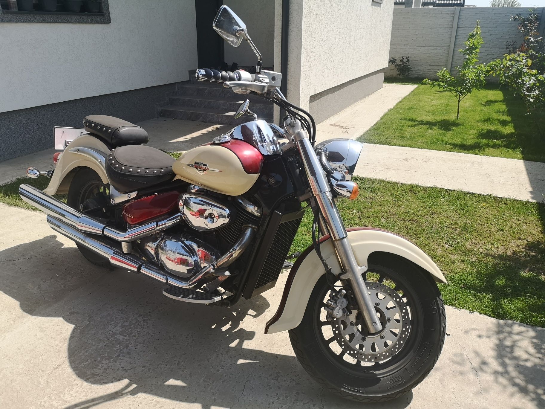 Suzuki Intruder Vl 400