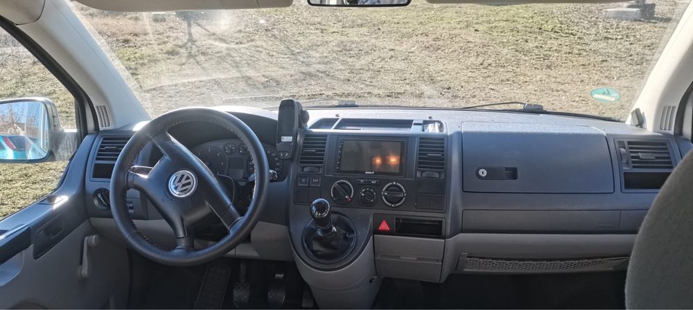 Volkswagen Caravelle