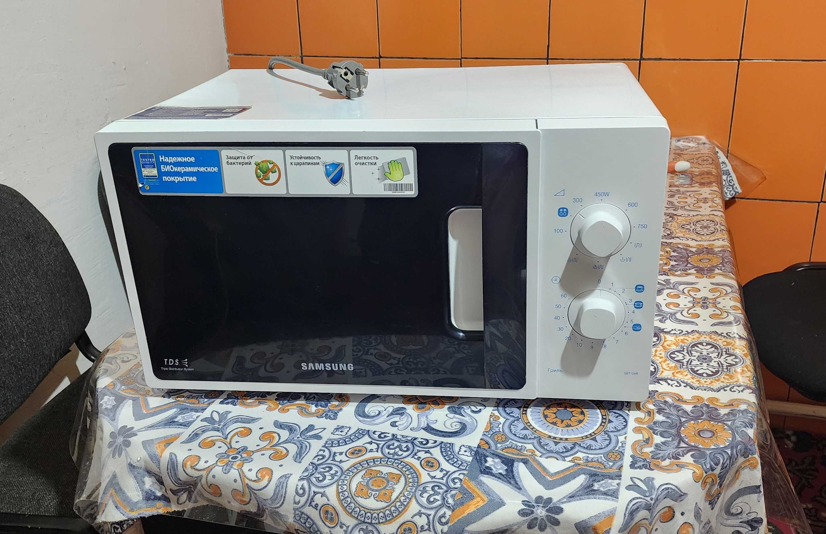 Микроволновая печь микроволновка