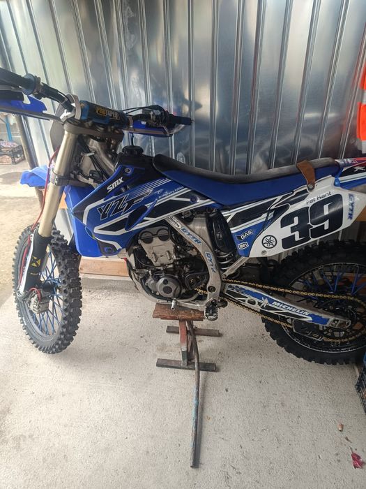 Vând yzf 250 2008!
