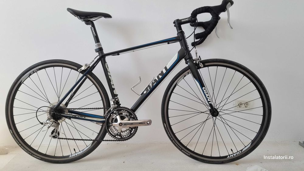Bicicleta cursiera Giant Defy marimea M