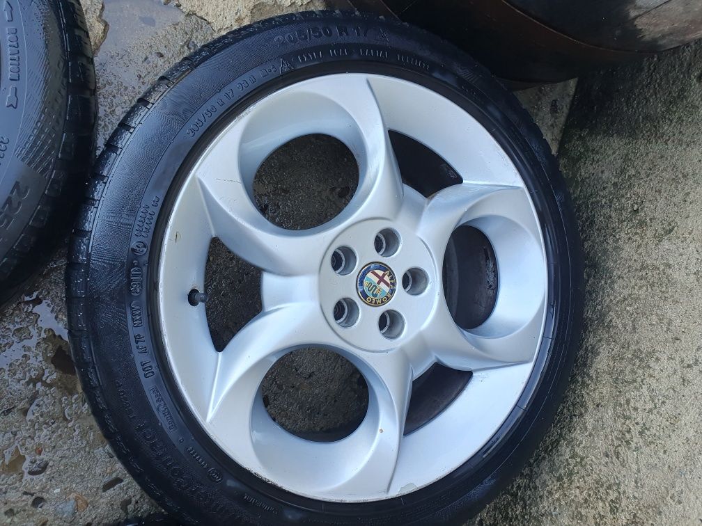 Оригинални джанти Alfa Romeo 17 5x98