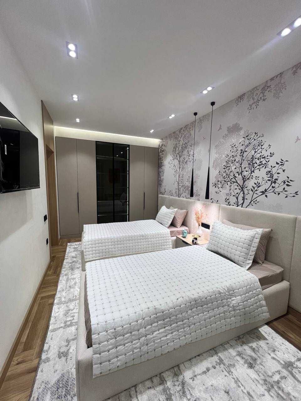3-комнатная квартира 80 м² рядом с ЦУМом, полный евро и центр`