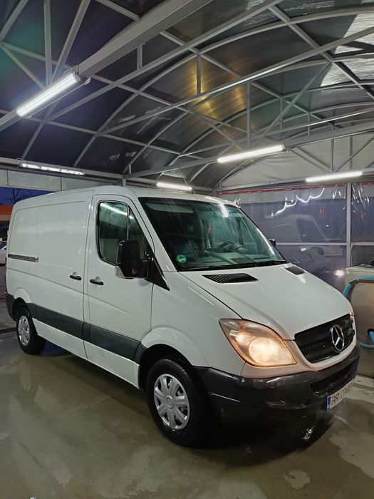 Vând Mercedes sprinter de marfă