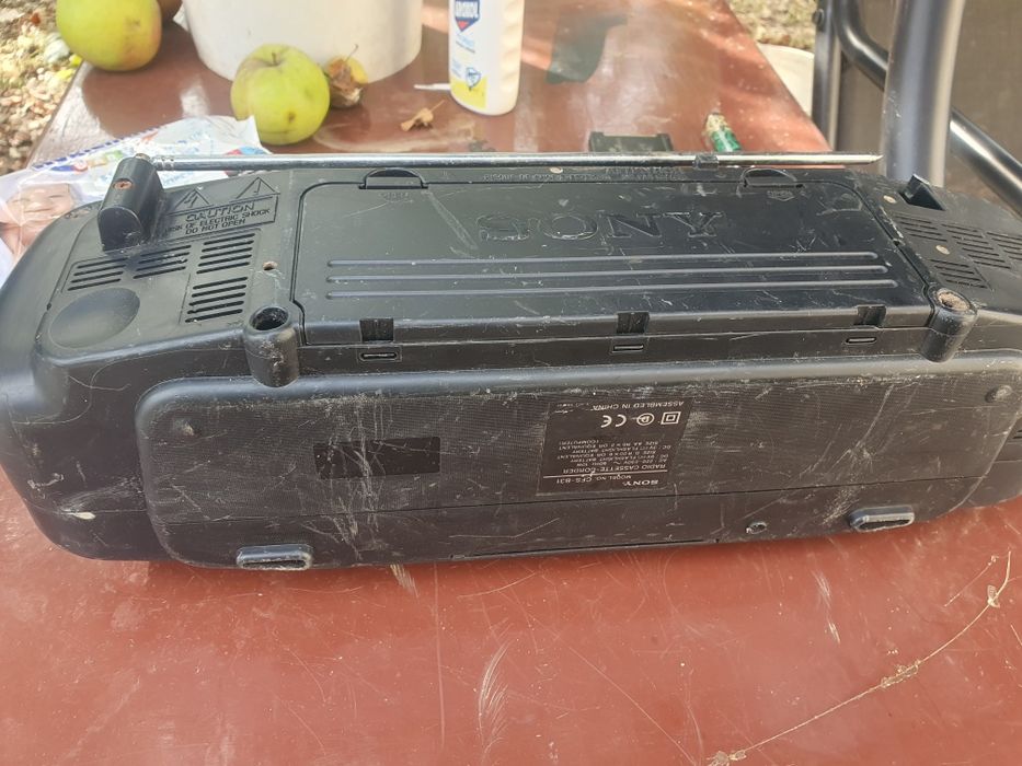 Sony radio casetofon stereo in stare de functionare.