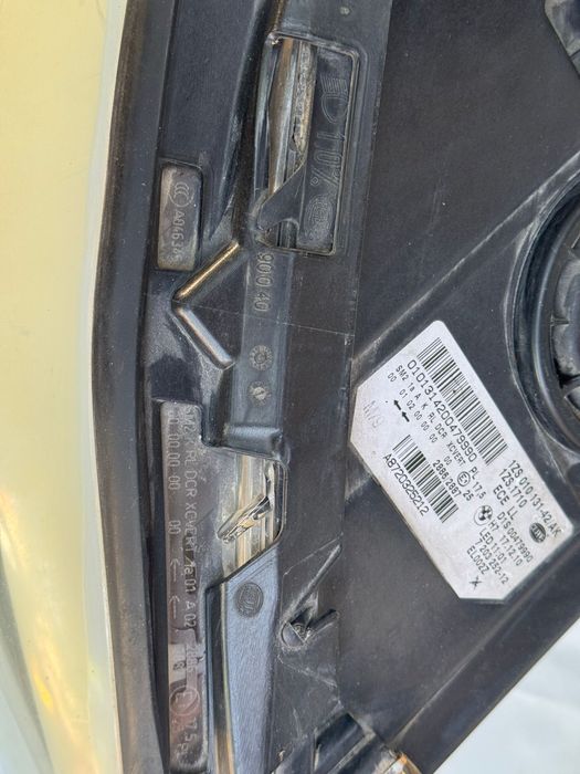 Faruri bmw f10 f11 xenon adaptiv