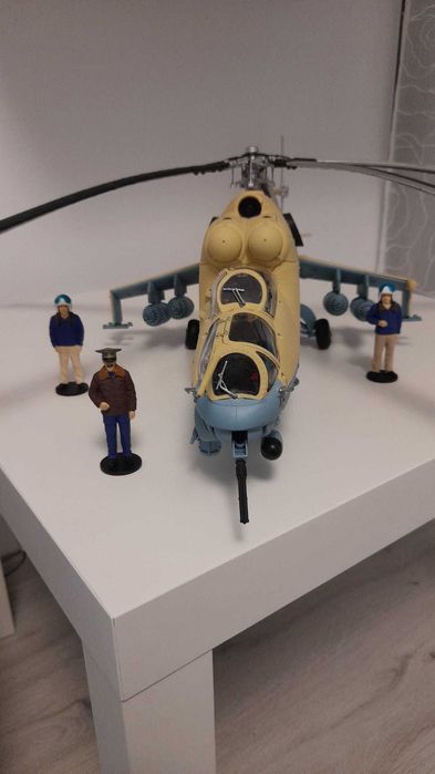 Machete Elicopter de asalt