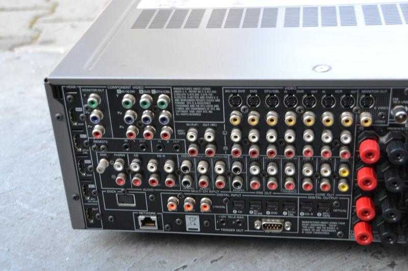 Amplificator Yamaha RX-V 3800 cu telecomanda- high end amplifier