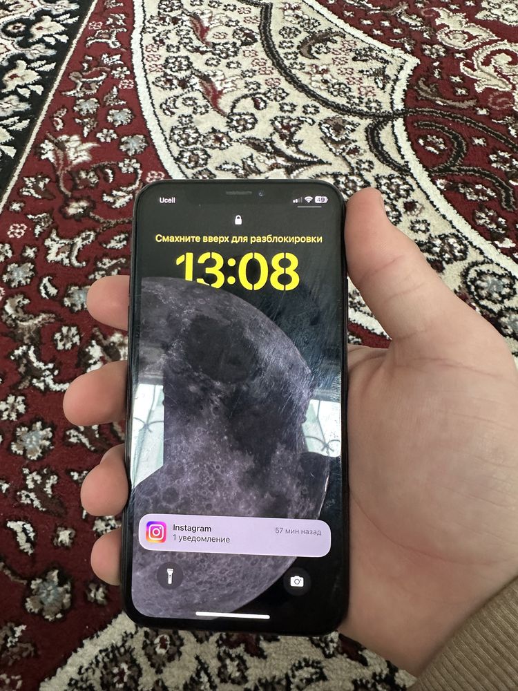 Iphone X sotiladi 64tali