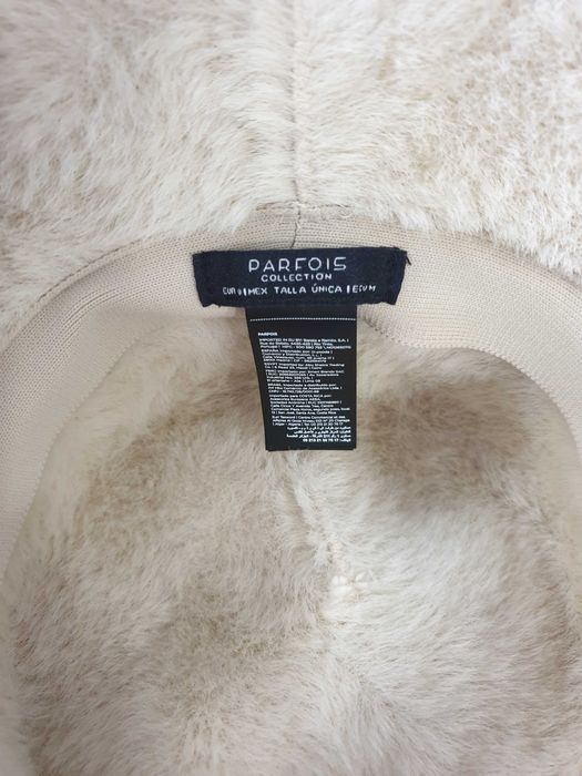 Пухкава шапка Parfois