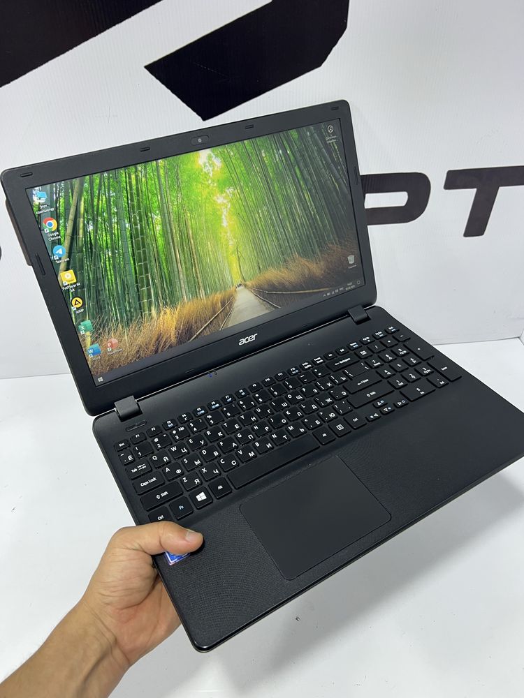 Noutbuk Acer EX2519!