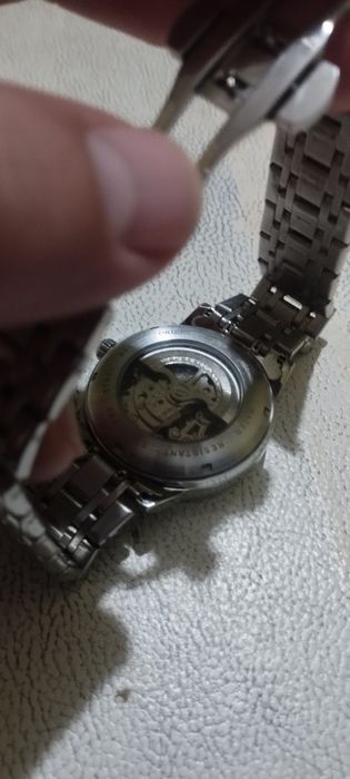 Сатылады механические часы Orient