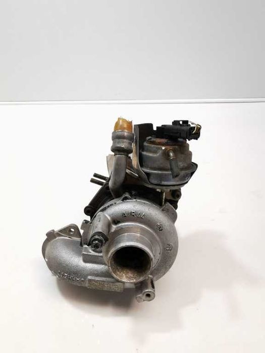 Turbina Peugeot an 2013 9hr ( Dv6c ) cod piesa 968612068006