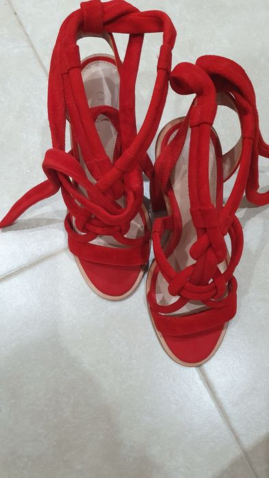 Дамски сандали на ток, червени, естествен велур, нови, размер 37