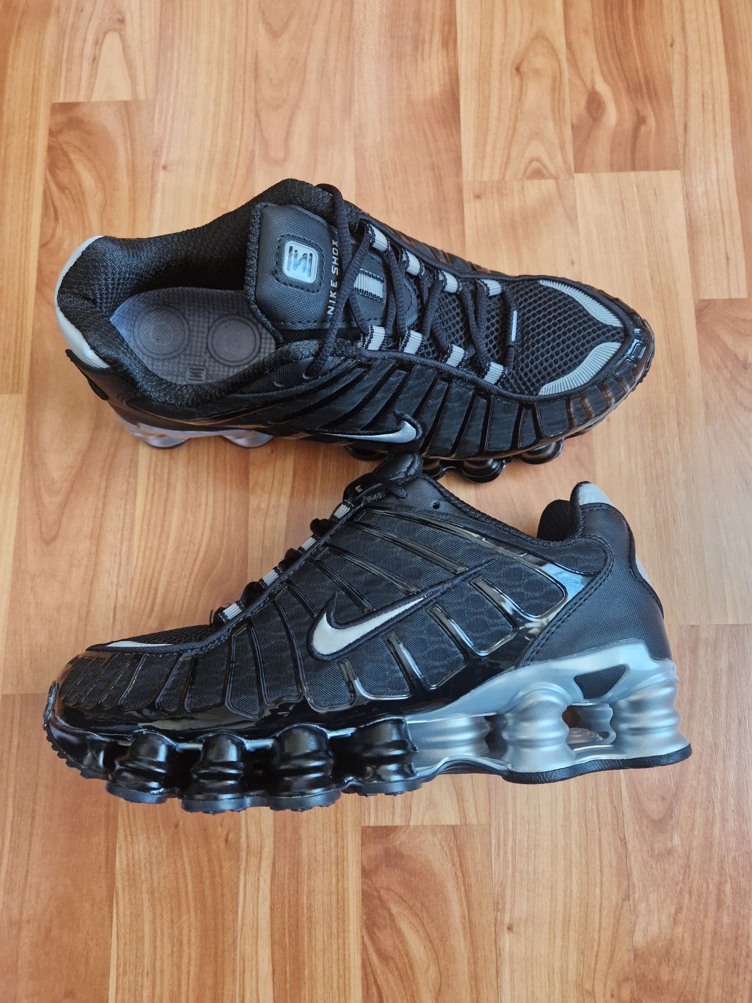 Adidași Nike Shox original nou