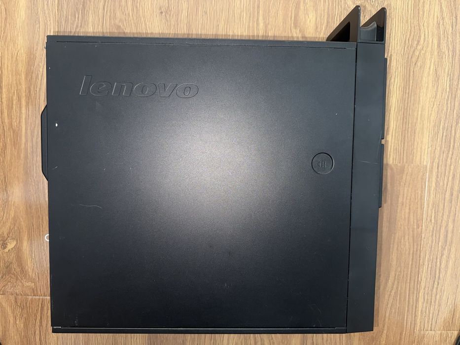 Vând Calculator Lenovo - Stare Buna