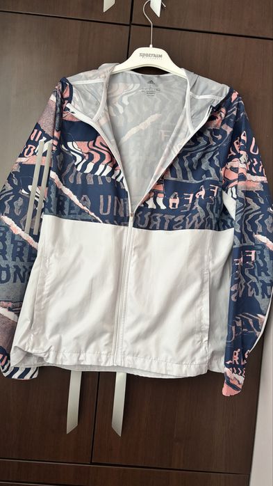 Дамско яке ветровка Adidas