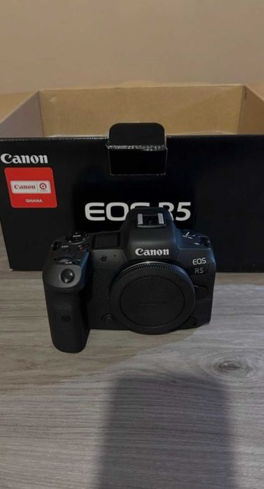 Фотоаппарат Canon Eos R5 камера без Rf объектива