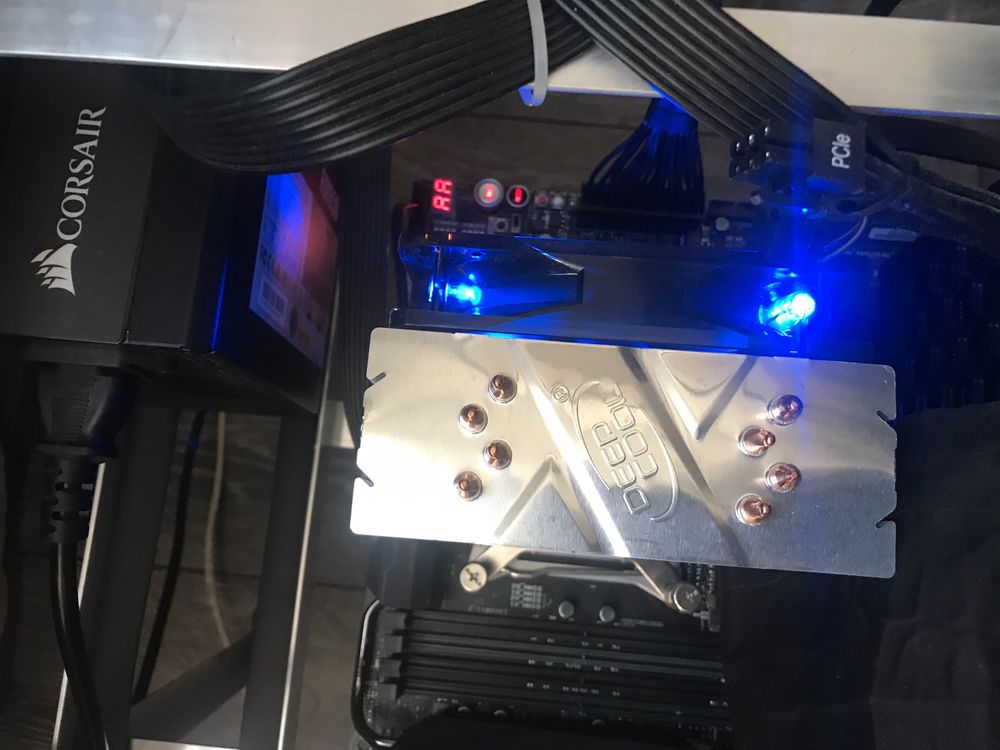 mining rig ASUS ROG Rampage V Edition 10" Дъно процесор захранване
