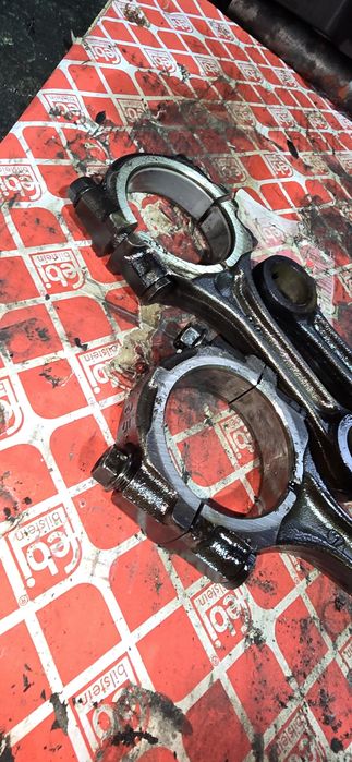 Биели и маслена помпа WRX 2.0T