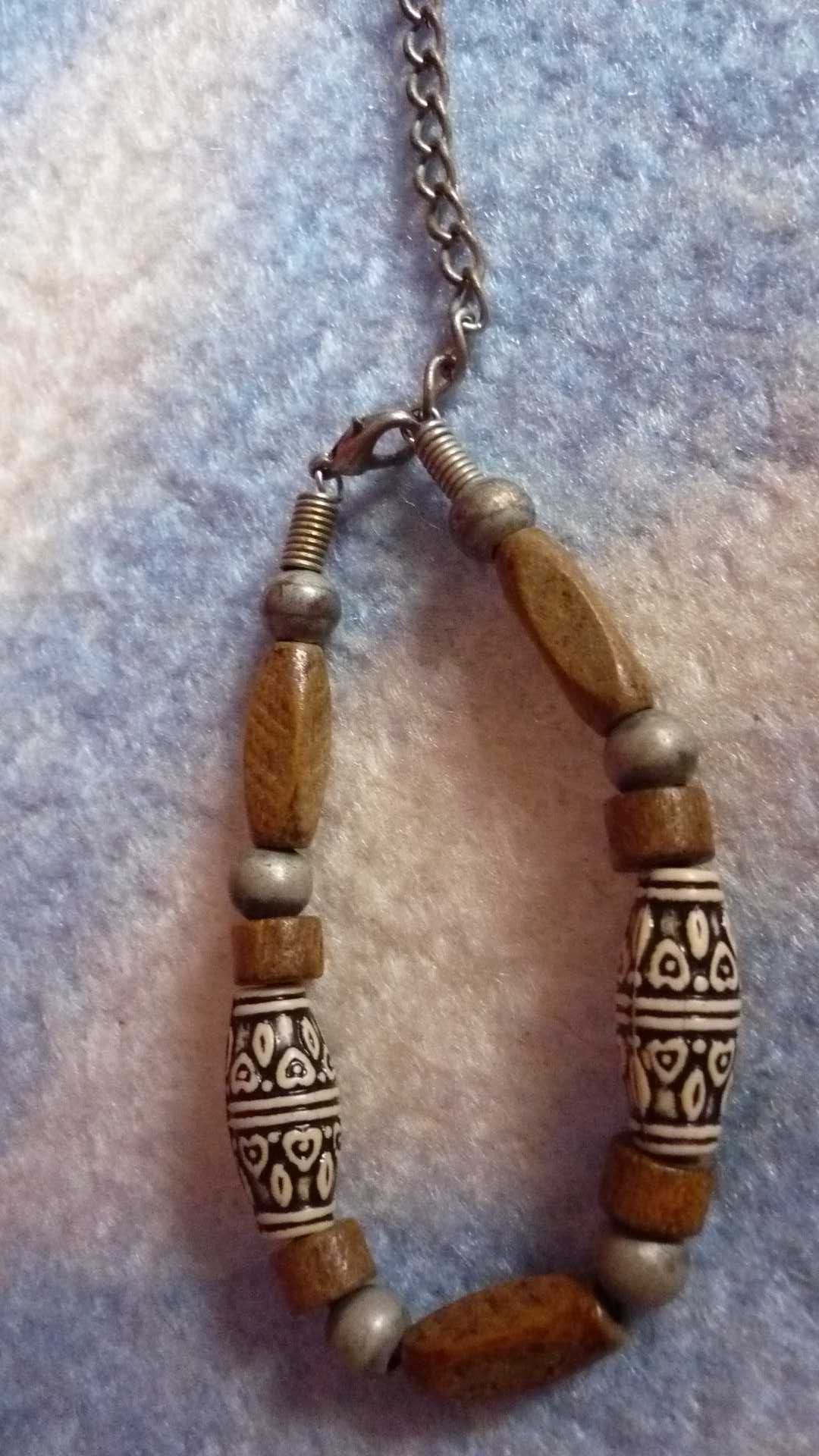 Дамски гривни и висулки
