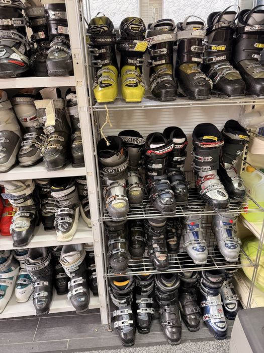 Echipament ski Clapari dama, barbati, copii (fischer,atomic,salomon)