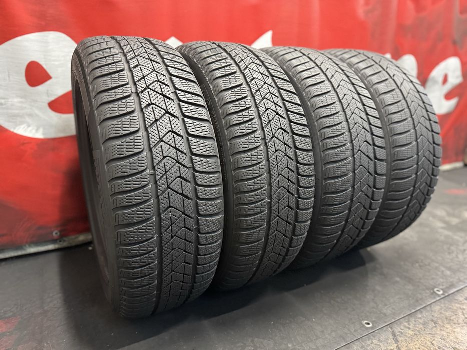 225 55 17, Зимни гуми, Pirelli SottoZero3, 4 броя