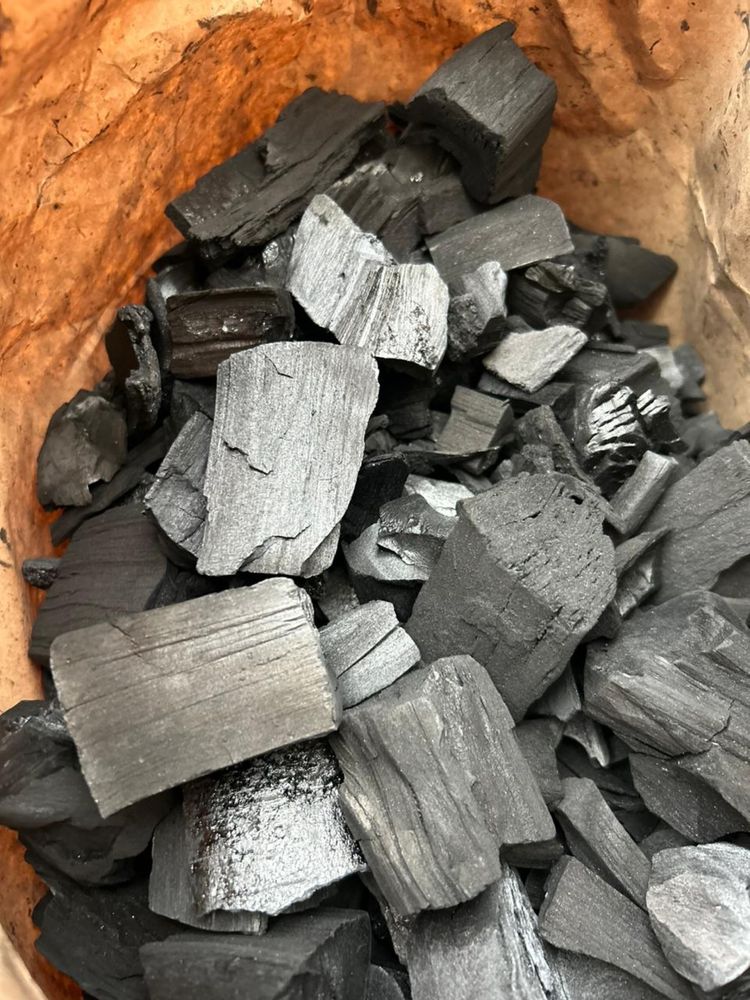 Продаем древесный уголь береза 9 кг 2600 тенге