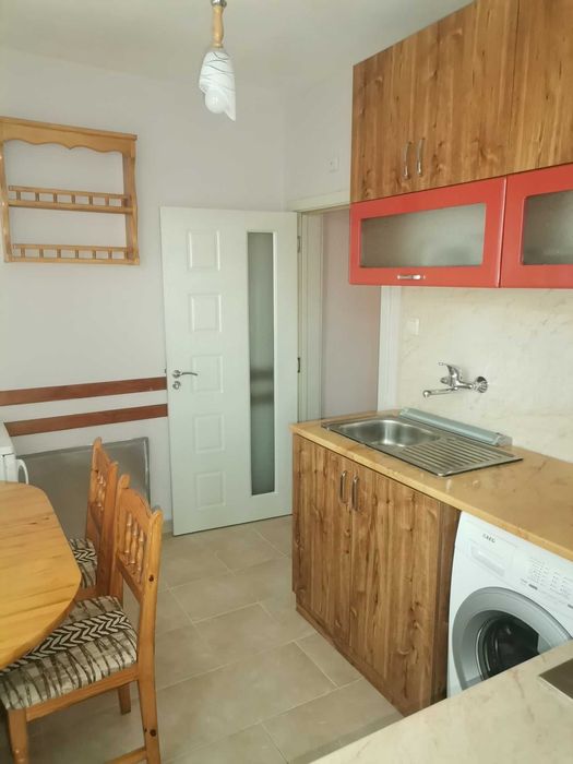 Дава се под наем Тристаен апартамент в Любимец - 65 кв.м за 306 € - Снимка #6