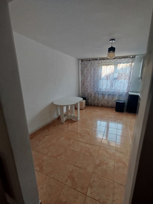 Apartament cu o cameră zona piata maratei