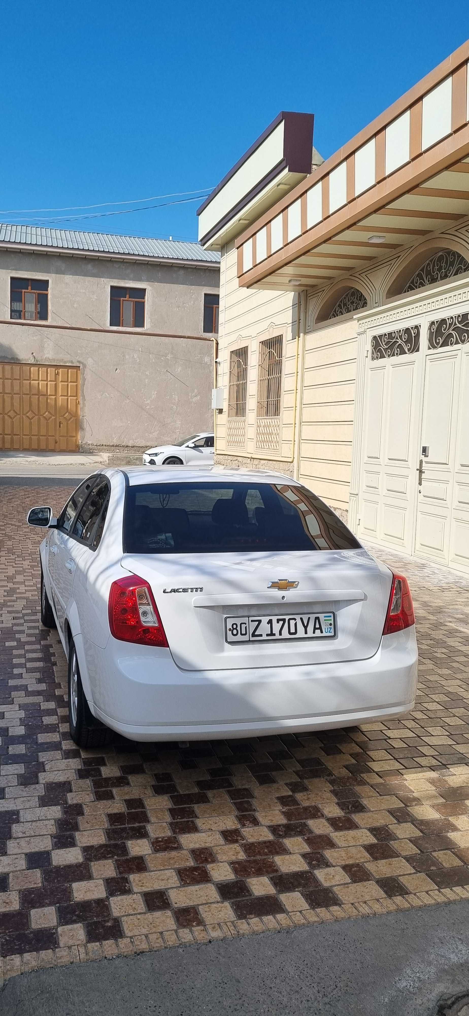 Lacetti автомат 2023 сотилади(узимники)