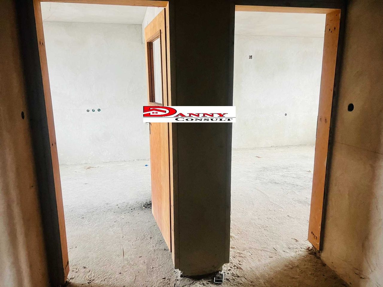 Продава се Тристаен апартамент в Трявна - 100 кв.м за 793 €/кв.м - Снимка #6