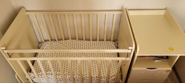Кроватка-трансформер детская с пеленальным столиком