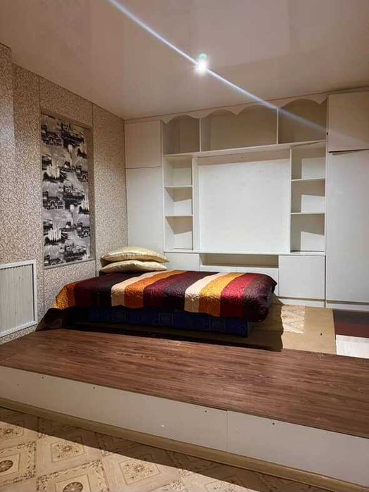 Сдам студию в цоколе (Левый берег) почасово