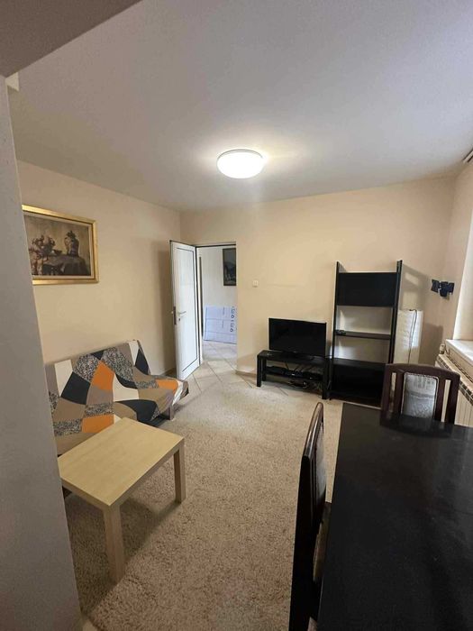 Тристаен ап. под наем в кв. Симеоново