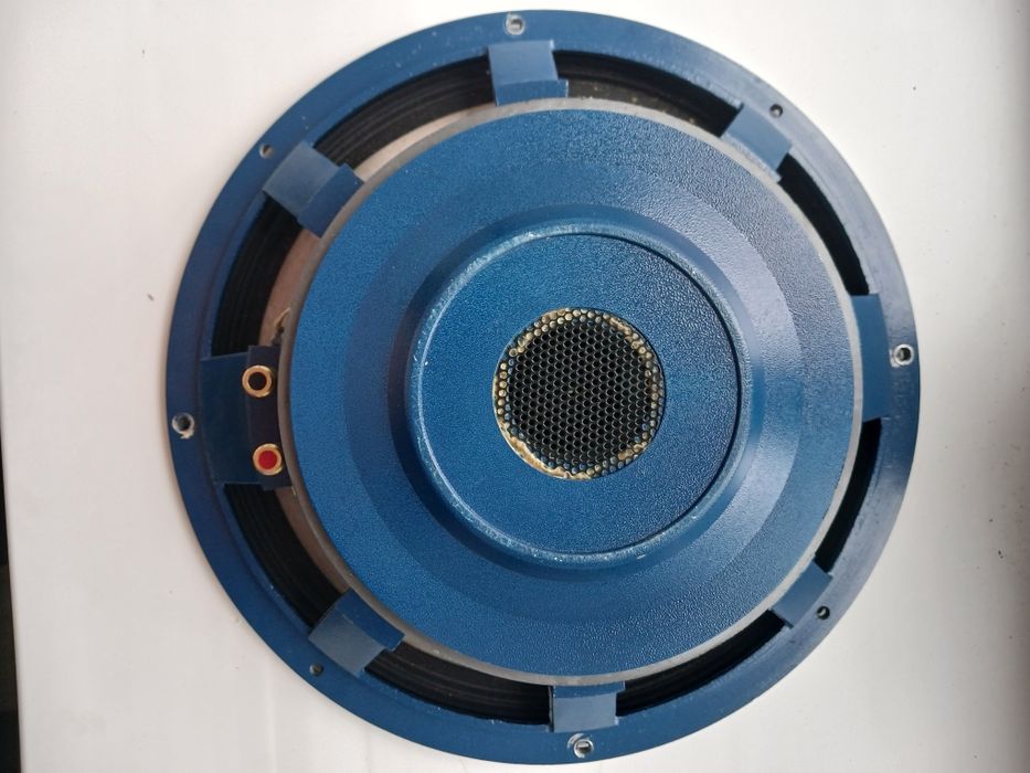 Продам динамик новый