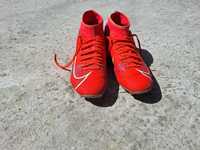 Ghete de fotbal nike