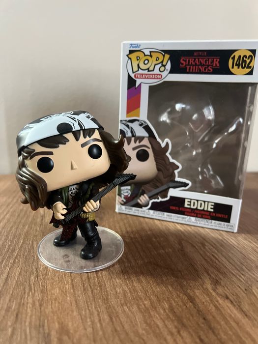 Funko pop “stranger things”