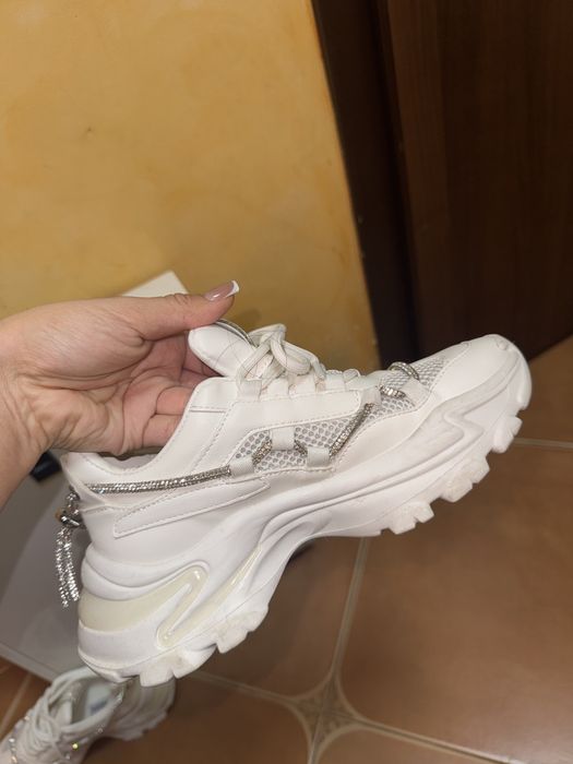 Сникърси Steve Madden