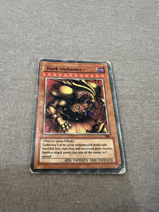 Cărți Yu-Gi-Oh in stare foarte bună