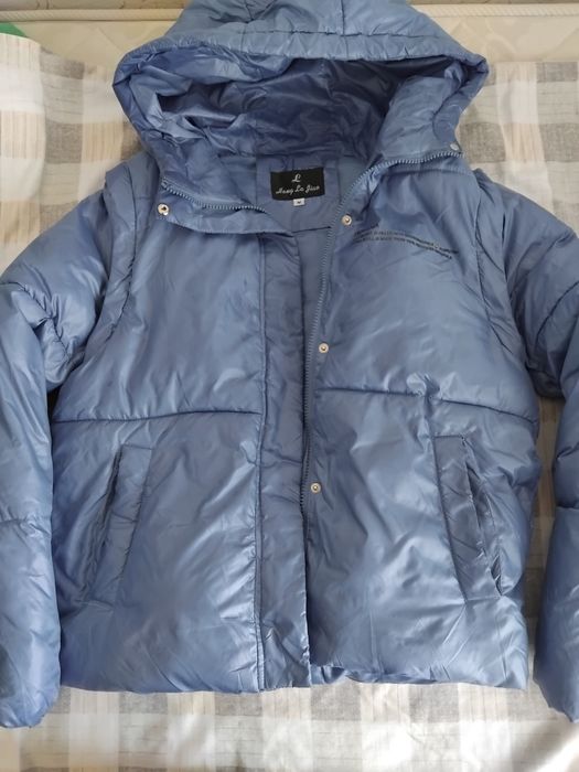 Куртки на девочку. .