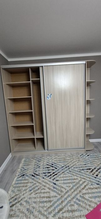 Продаётся шкаф-купе