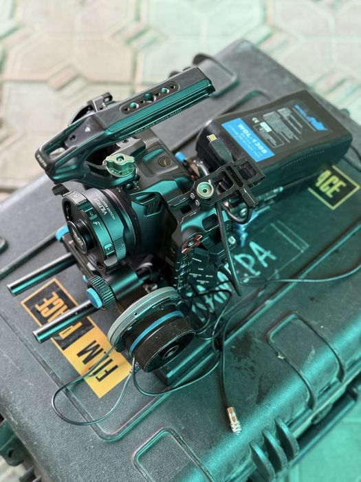 Blackmagic 6K full frame штатив Highroller