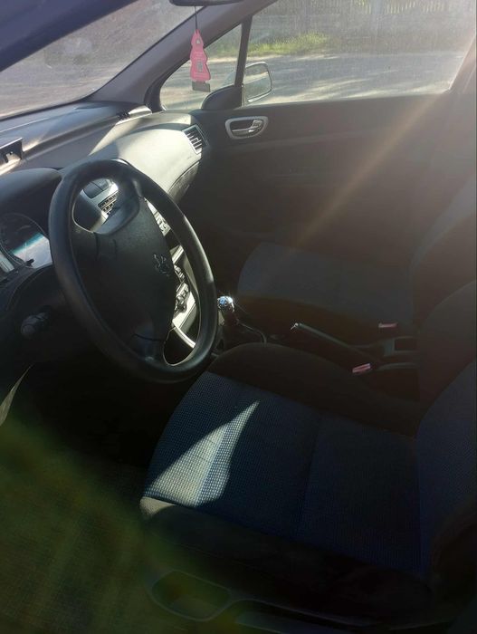 Vând Autoturism Peugeot 307 1.6 diesel