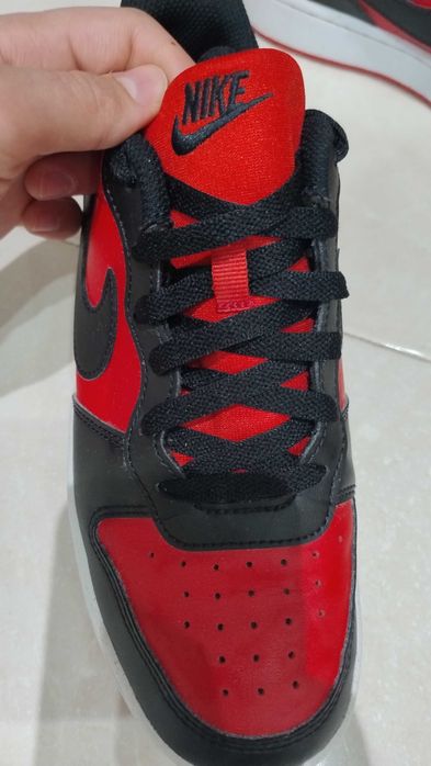 Pantofi Nike originali de mărimea 39 potriviți pentru orice eveniment