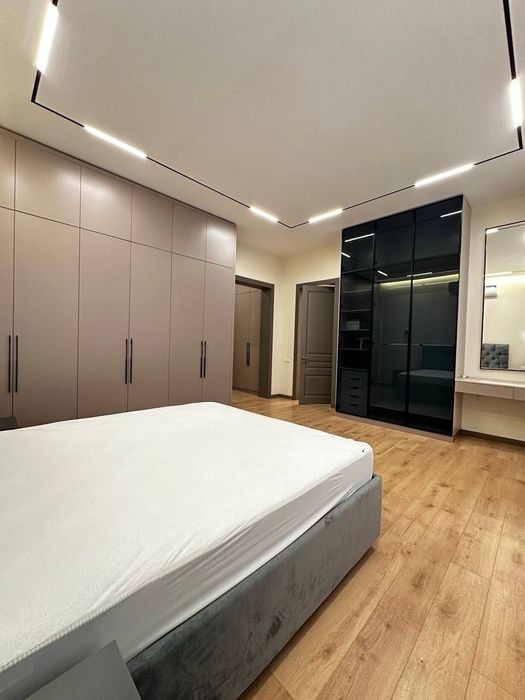 Продается дом 6 комнат, ор-р: улица Никитина, 660 м²