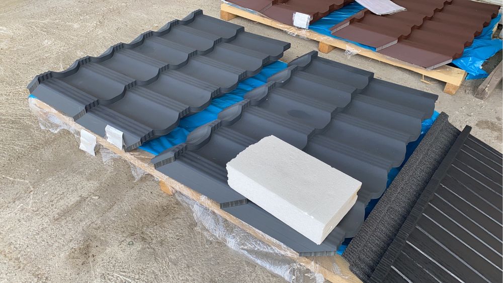 Panouri sandwich, profile Z și C, tabla cutata, tabla tip tigla