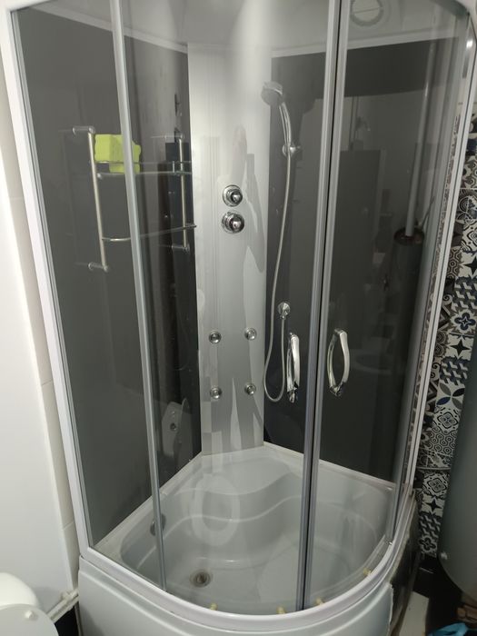 Cabina dus cu hidromasaj