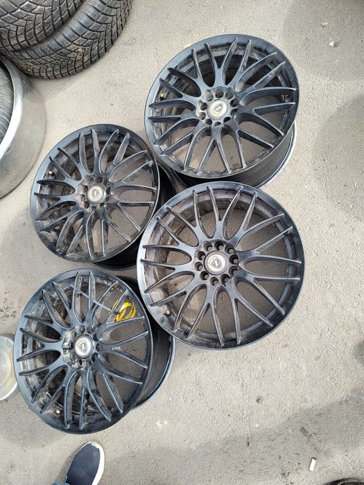 Jante pe 18 5*108 și 5*114,3