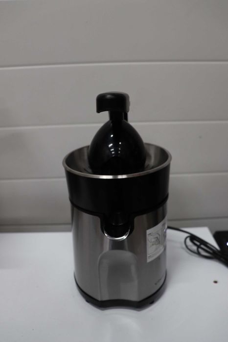 Сокоизтисквачка за цитруси Vinato